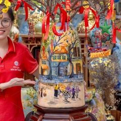 Bình Hoa Dáng Chuông V? Tay H?a Ti?t Quê Huong